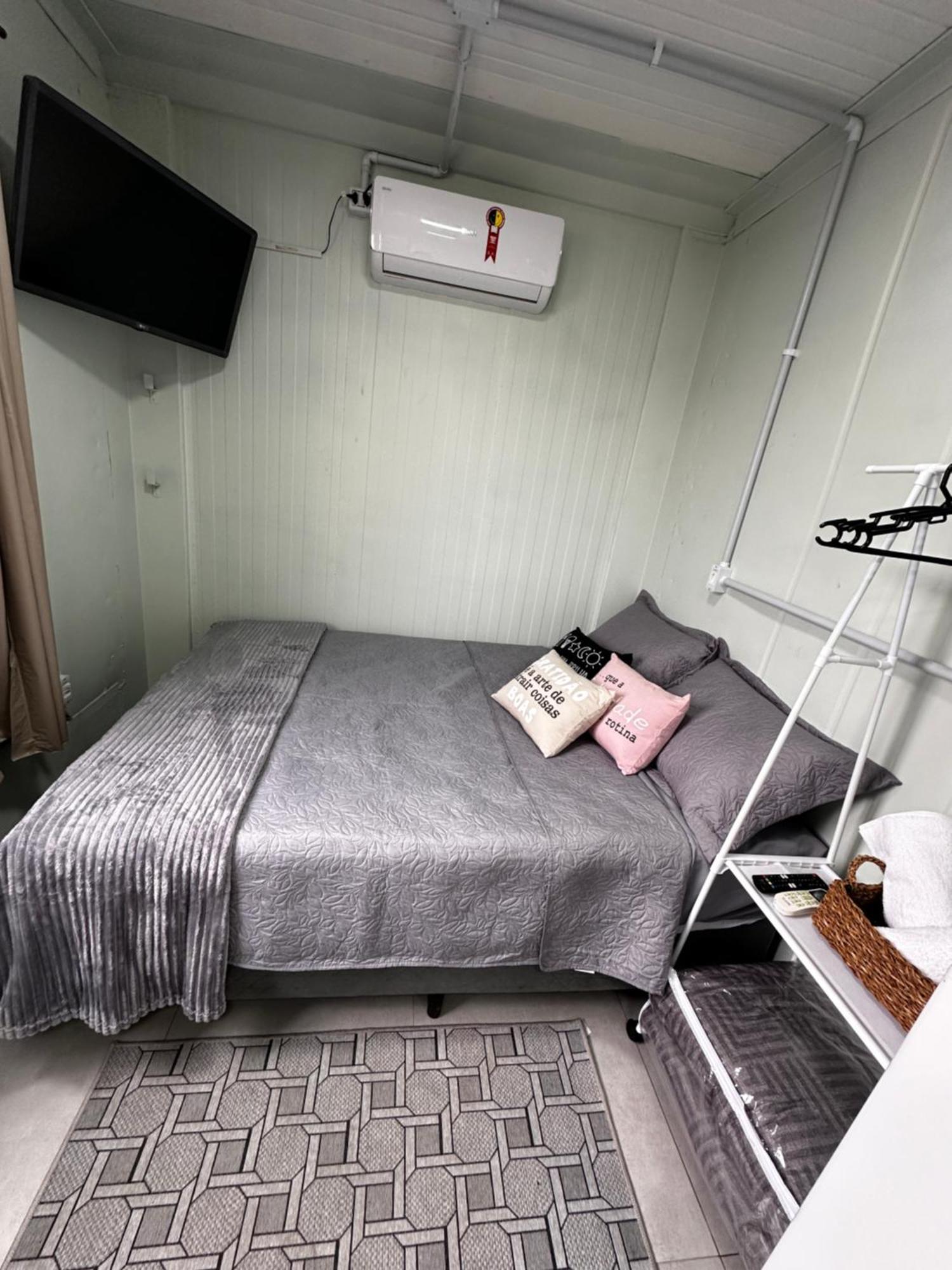 فيلا Kitnet Container Com Garagem ايتابيما المظهر الخارجي الصورة